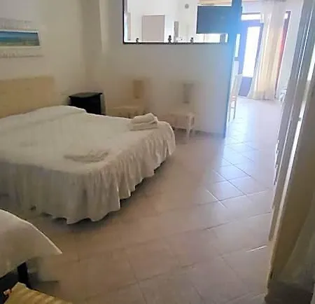 Hotel Dory *